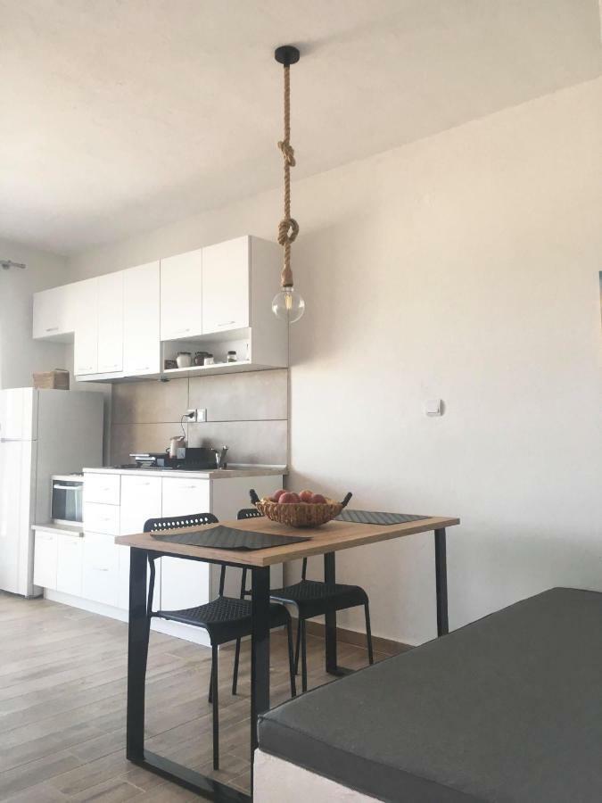 Sunrise View Apartment Ofrinion Luaran gambar