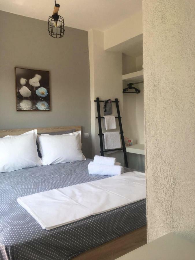 Sunrise View Apartment Ofrinion Luaran gambar